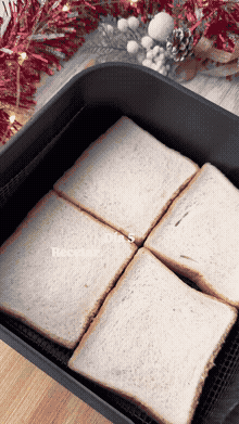 Сэндвич с яйцом и беконом